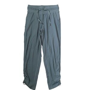 LULULEMON Dance Studio Mid-Rise Cropped Pants Belgian Blue Size 2